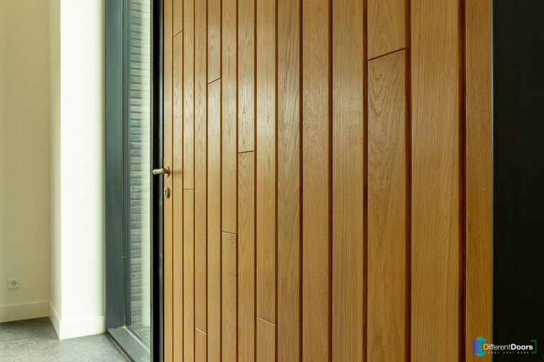 Houten taatsdeur als voordeur