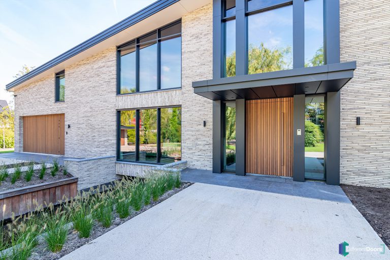 Houten taatsdeur als voordeur