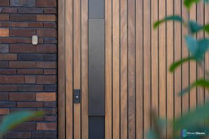 Houten taatsdeur als voordeur