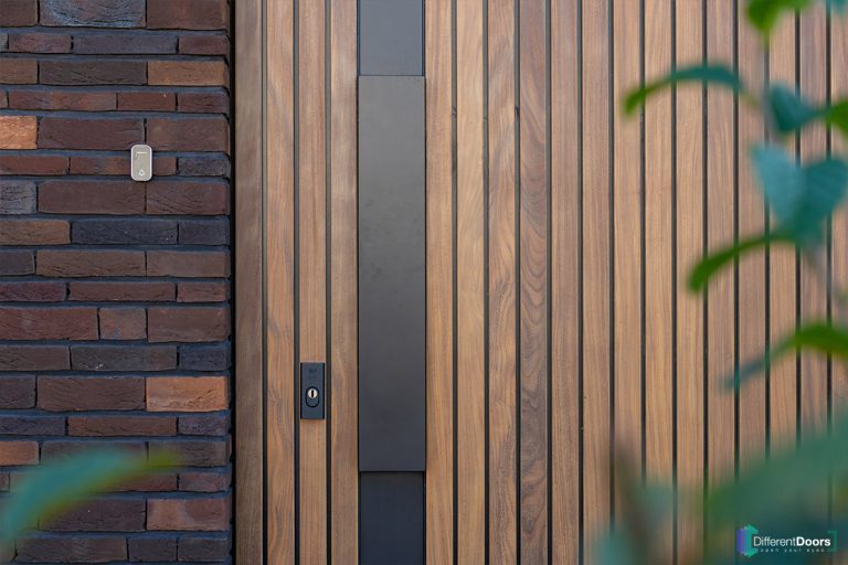 Houten taatsdeur als voordeur