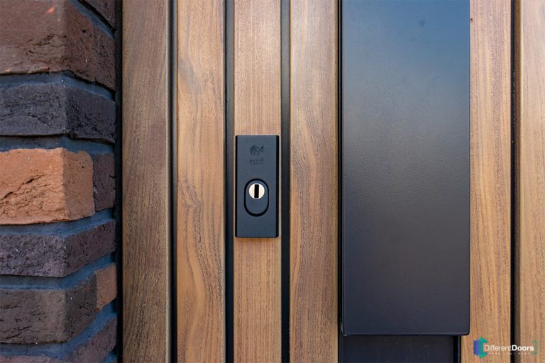 Houten taatsdeur als entree