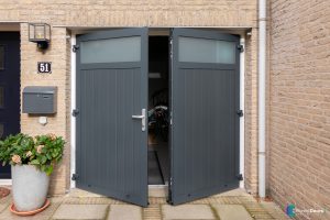openslaande-garagedeur-melkgals