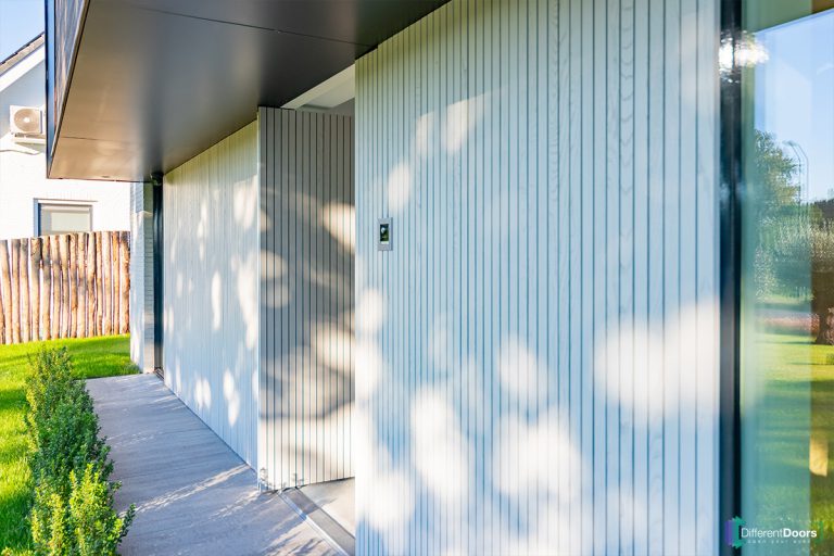 Houten taatsdeur als voordeur