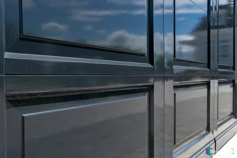 Houten garagedeuren op maat gemaakt