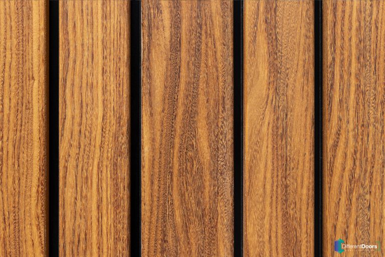 Houten garagedeur Afrormosia