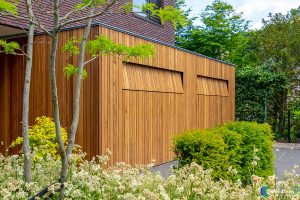 Garagedeur met gevelbekleding