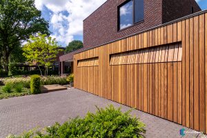 Houten sectionaaldeur