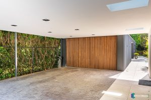 Houten garagedeur essenhout