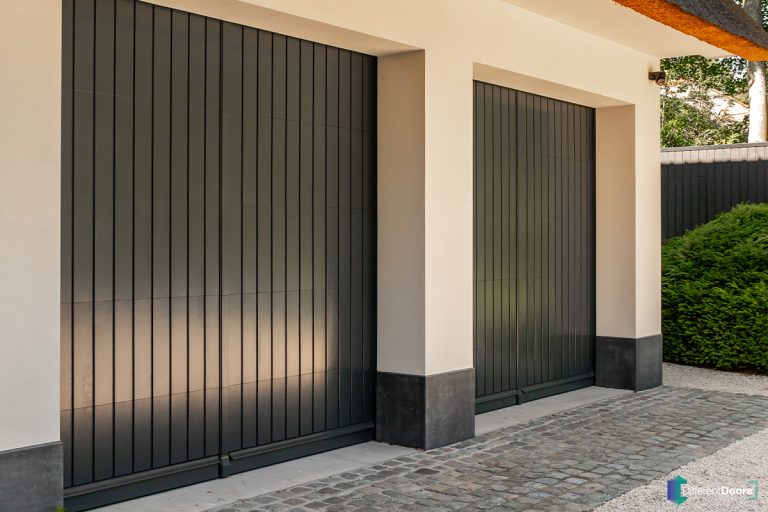 Houten garagedeur klassiek