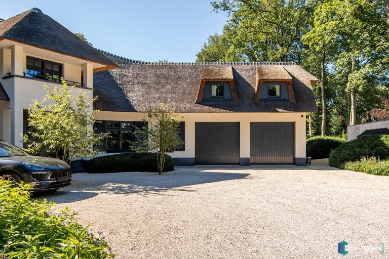 Houten garagedeur klassiek