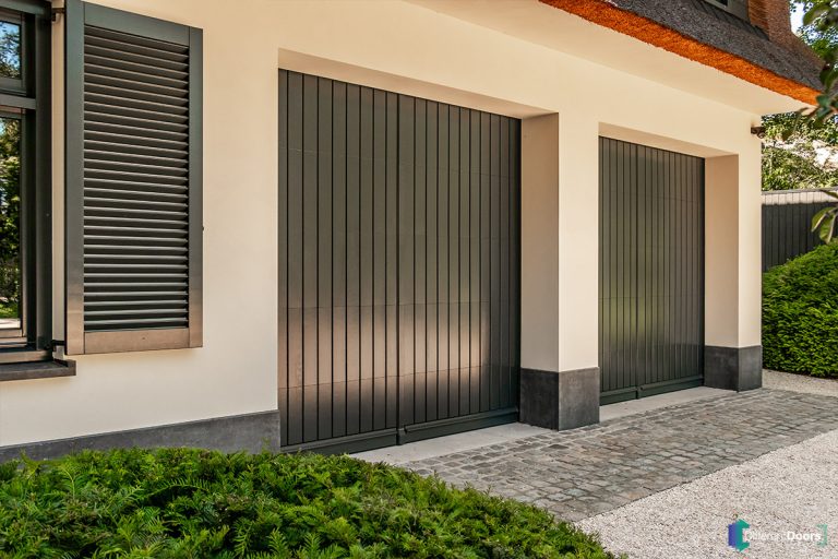 Houten garagedeur klassiek