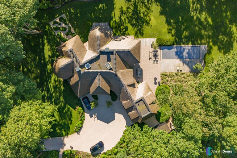 Houten garagedeur klassieke stijl