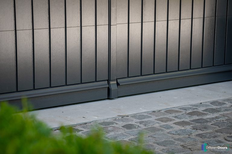 Elektrische garagedeur klassieke stijl