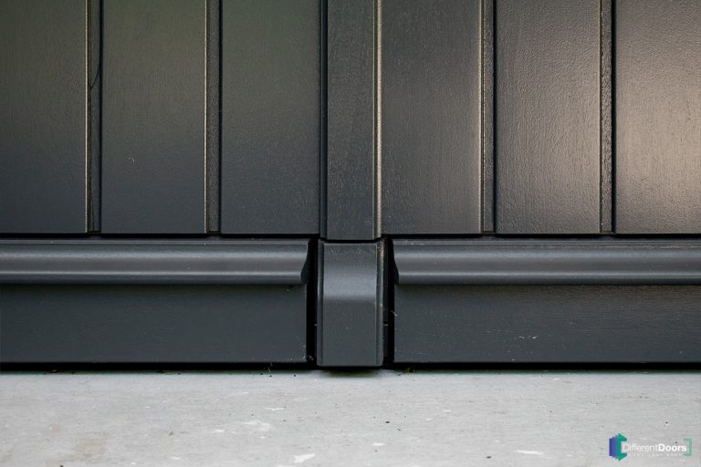 Elektrische garagedeur klassieke stijl