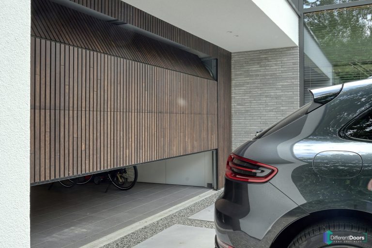 Houten garagedeur Bamboe