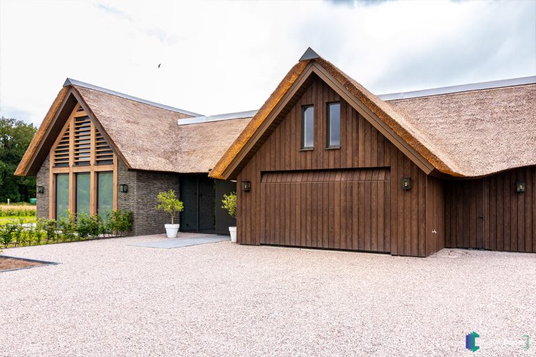 Onderhoudsvrije garagedeur met houtlook