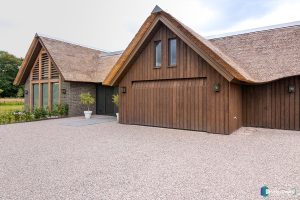 Onderhoudsvrije garagedeur met houtlook