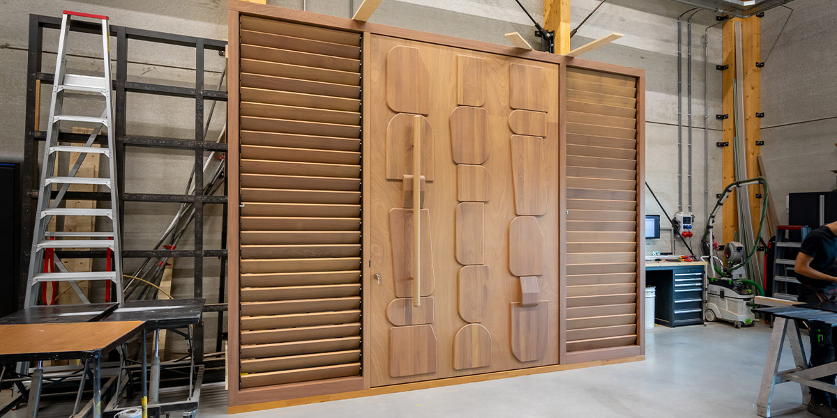 Pivoterende taatsdeur