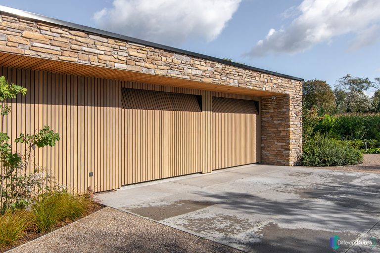 Houten garagedeuren afrormosia hout