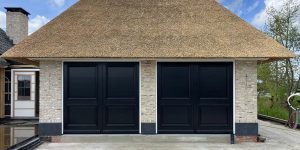 Openslaande garagedeur als sectionaaldeur